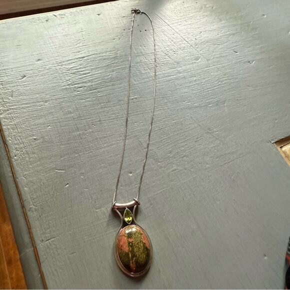 Sajen 925 Sterling Silver Unakite & Peridot Stone Pendant Necklace - Picture 6 of 11